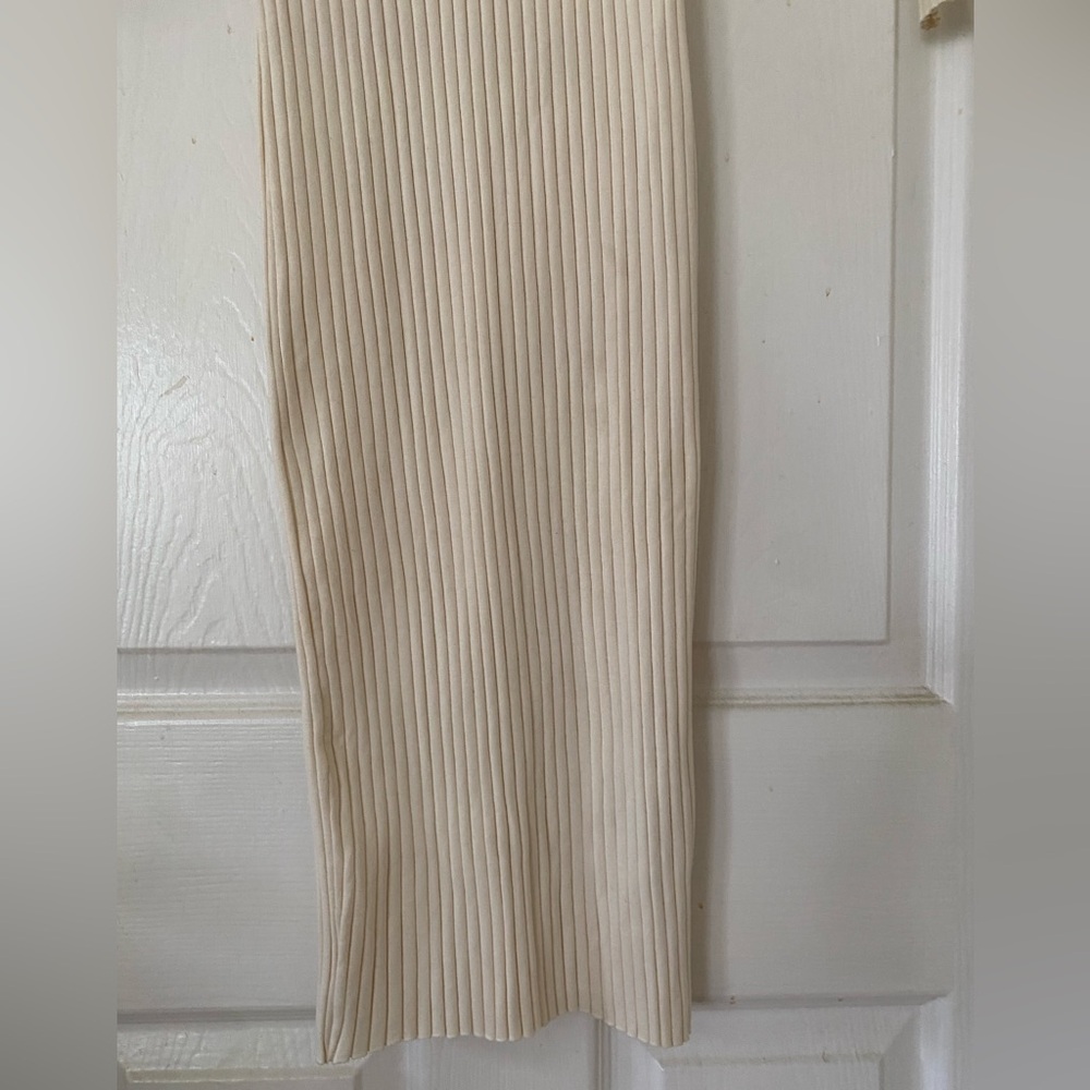 Zara Cream Ribbed Knit Dress - Picture 2 of 5